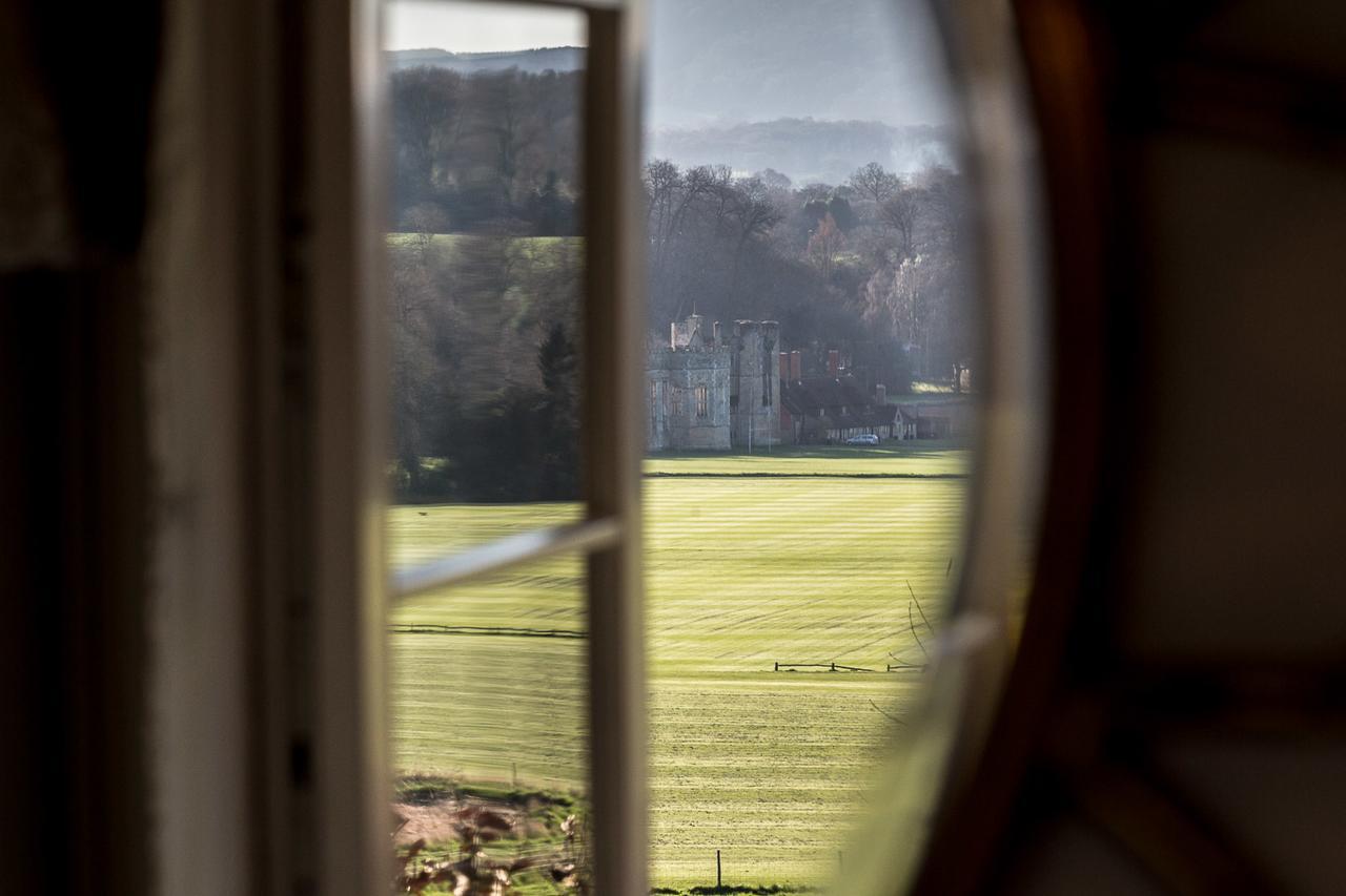 Cowdray Lodge Midhurst Eksteriør bilde